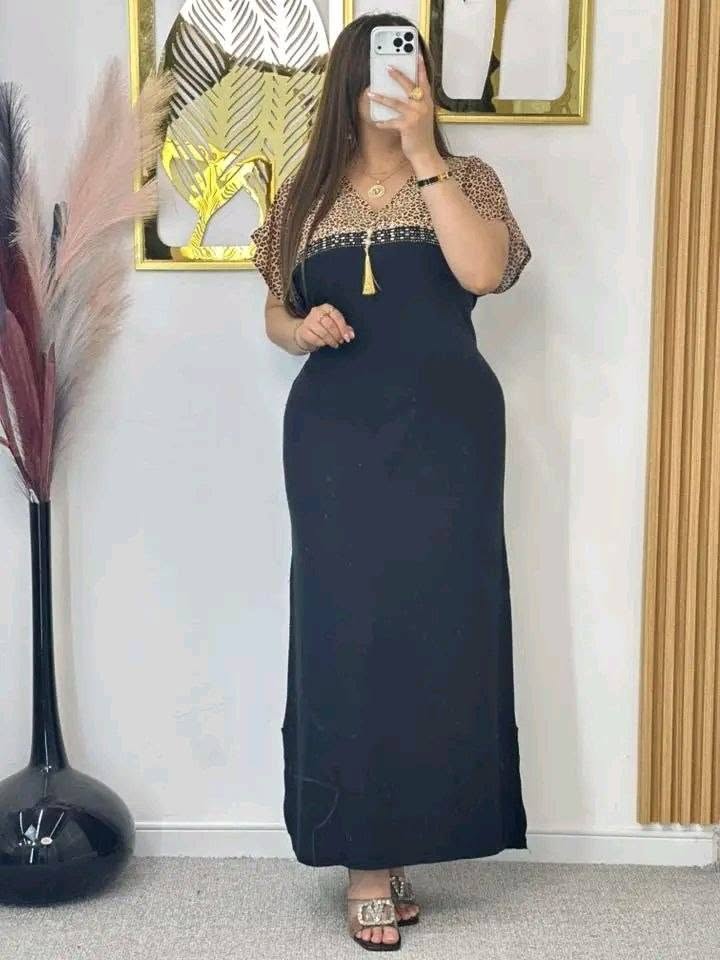 Robe D'Hôtesse.